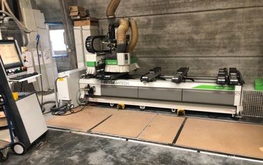 CNC Centre d'usinage BIESSE Skill 300 CTS